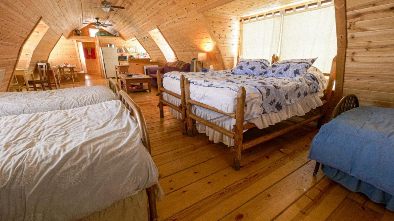 Savery Aubin Sky Lodging At The Yl Ranch מראה חיצוני תמונה
