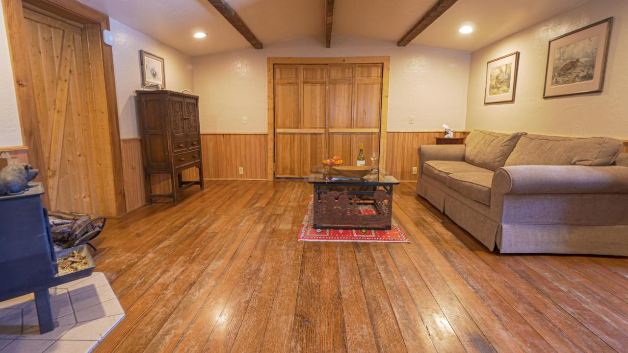Savery Aubin Sky Lodging At The Yl Ranch מראה חיצוני תמונה