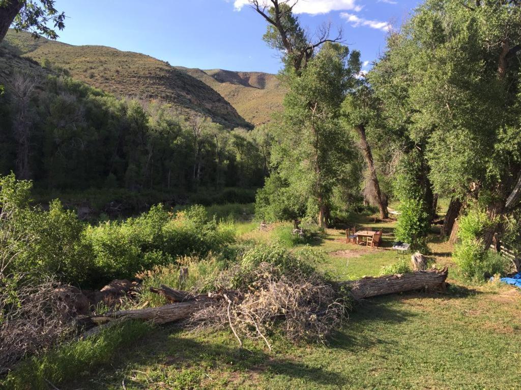 Savery Aubin Sky Lodging At The Yl Ranch מראה חיצוני תמונה