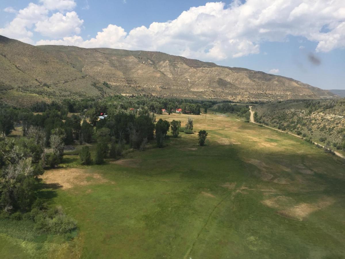 Savery Aubin Sky Lodging At The Yl Ranch מראה חיצוני תמונה