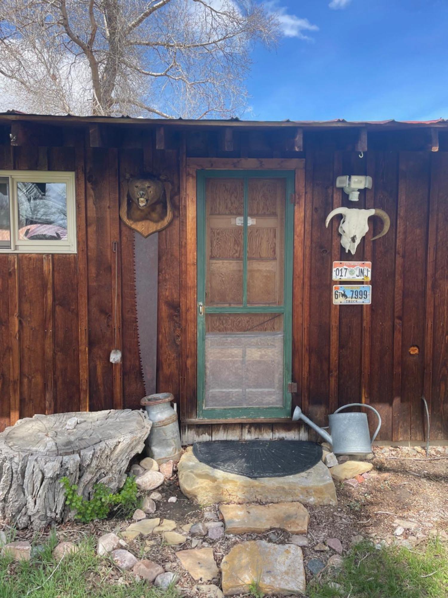 Savery Aubin Sky Lodging At The Yl Ranch מראה חיצוני תמונה